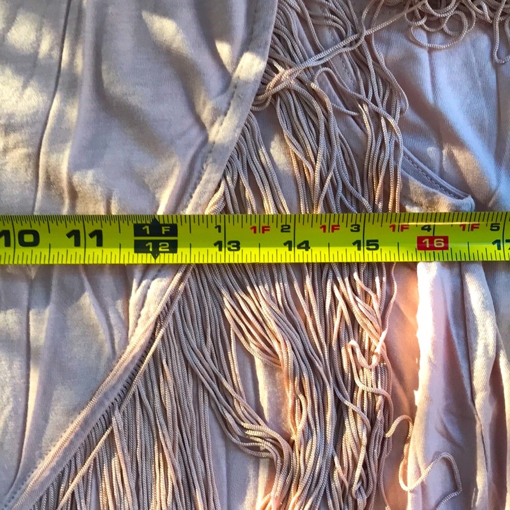 ✅CLEARANCE- NWOT~ BANANA REPUBLIC Fringe Detail Top - Picture 7 of 10